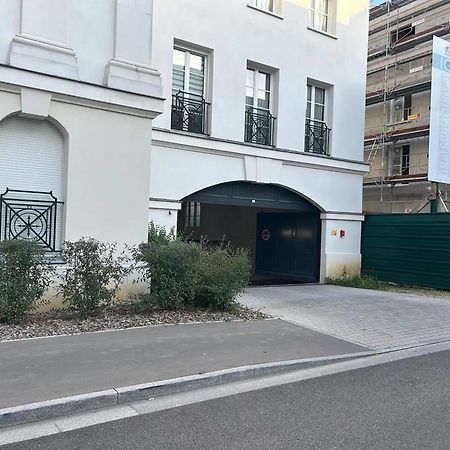 Le Cartier Appt F3, 7Mn Disneyland, Parking,Terrace Serris Ngoại thất bức ảnh